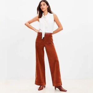 Wide-Leg Corduroy Pants in Rust